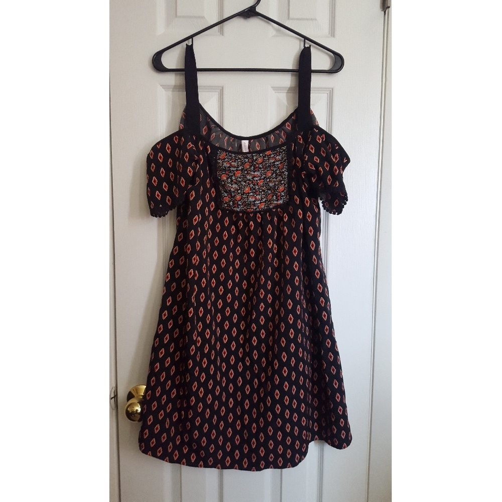 Off the shoulder long dress shirt